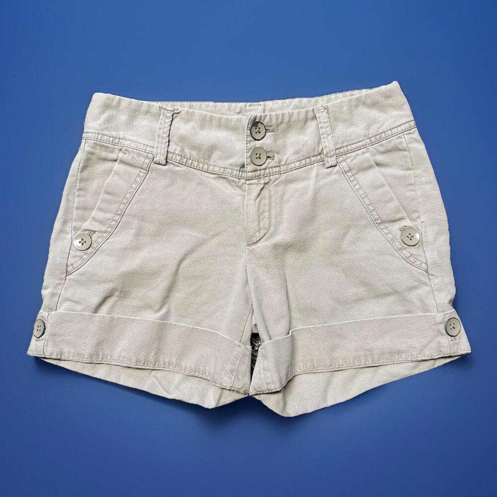 GAP Womens Size 1 Shorts Tan Chinos Button Accents‎ Mid Rise